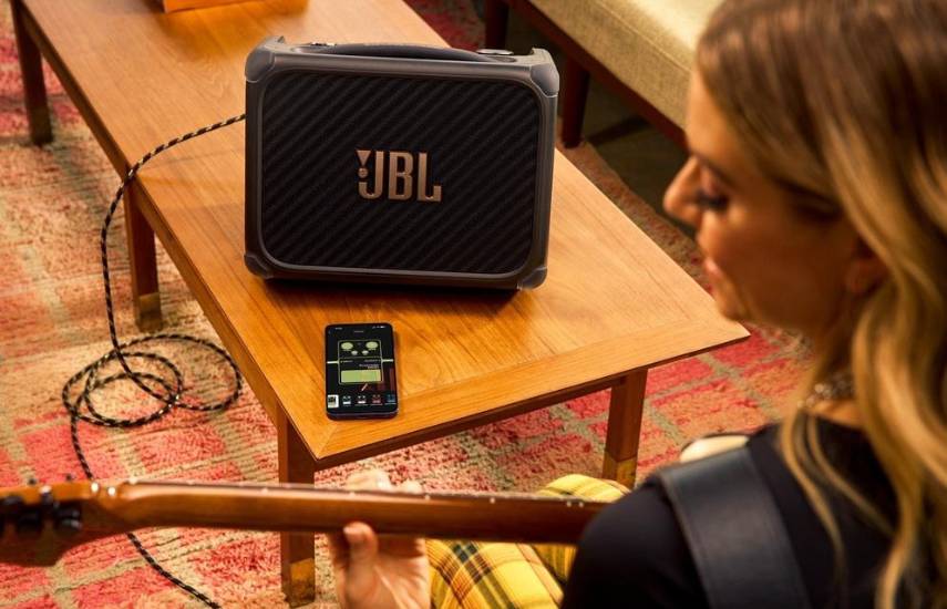 JBL BandBox, un nuevo amplificador y altavoz que usa la IA para separar voces e instrumentos
