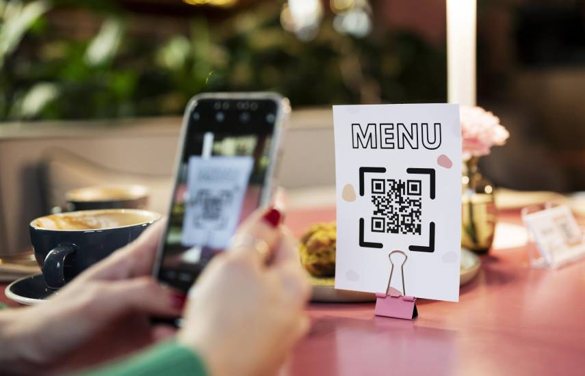 Códigos QR en los restaurantes: entre “comodidad y problemas”