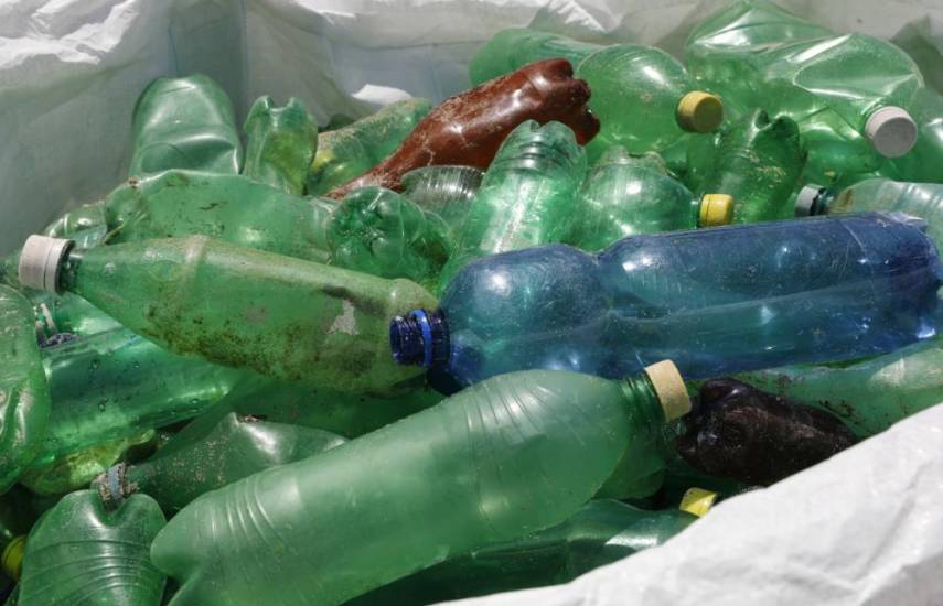 Panamá se adhiere a coalición para poner fin a la contaminación por plásticos