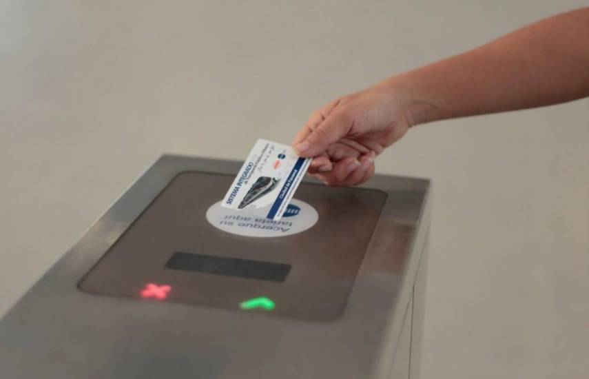 Problemas técnicos afectan el sistema de recarga de tarjetas del Metro y MiBus