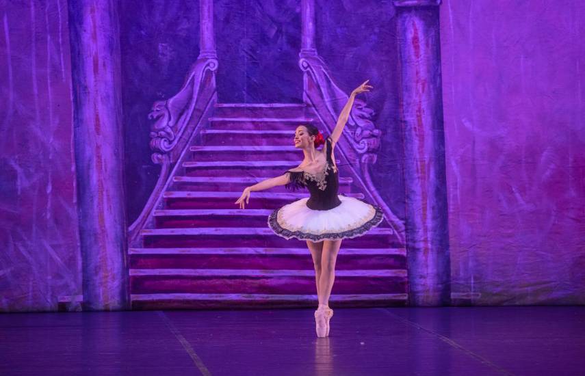 El ballet ha evolucionado, afirma Gloria Barrios