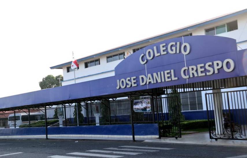 Colegio José Daniel Crespo presentará denuncias tras publicaciones anónimas