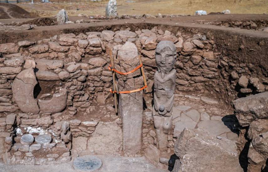 Turquía revela dos grandes descubrimientos arqueológicos