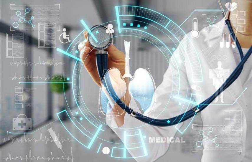 El aumento del uso de la IA en la atención de salud requiere salvaguardias jurídicas, afirma la OMS