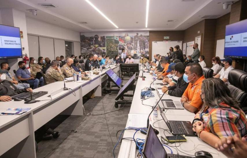 Incendio en Cerro Patacón está controlado en un 70% según informe