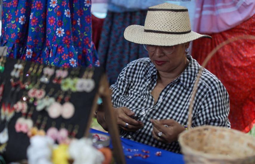La Mitra celebró 33 años de puro folclore en Panamá Oeste