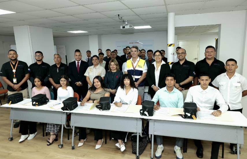 INADEH impulsa formación que conecta a jóvenes con el mercado laboral