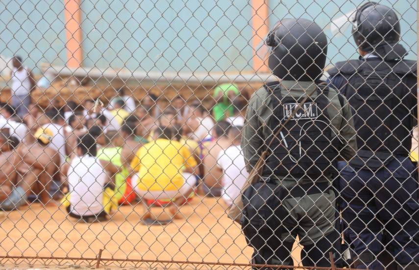EDITORIAL : Una nueva política penitenciaria