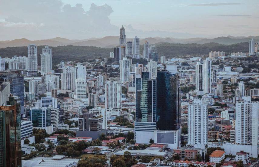 Empresas, empleo e ingresos crecen en Panamá, según Censos Económicos
