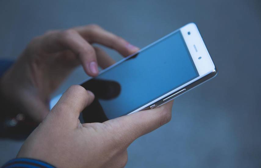 Abren proceso para licitar tercer operador de telefonía