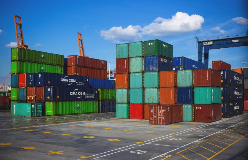 Exportaciones de servicios de Panamá alcanzan récord histórico y crecen 12,7 % en 2026