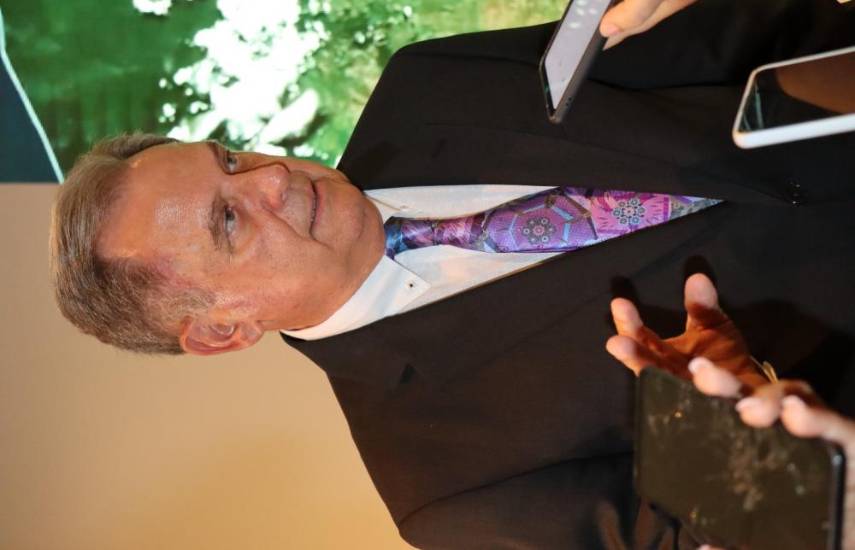 Henry Faarup, a cargo del tren Panamá-David