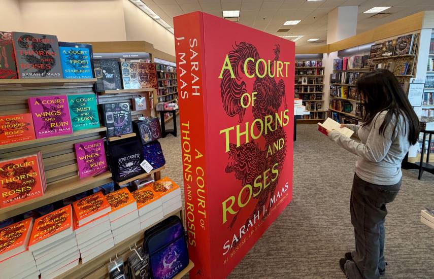 La saga ACOTAR, de Sarah J. Maas, regresa a las librerías tras cinco años de espera