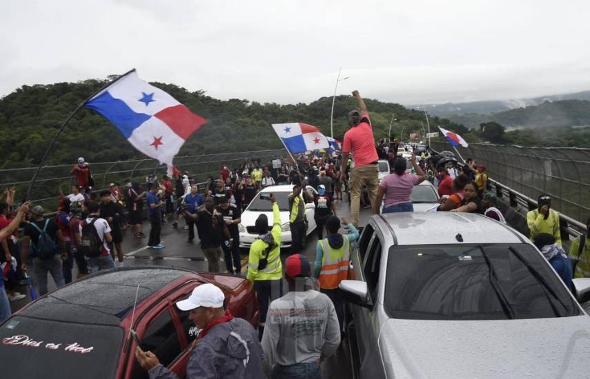 Anuncian cierre del Puente de Las Américas por vigilia contra la minería