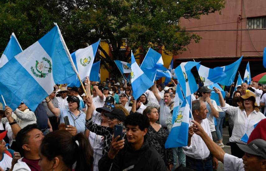 Guatemala en vilo por revisión de resultados electorales