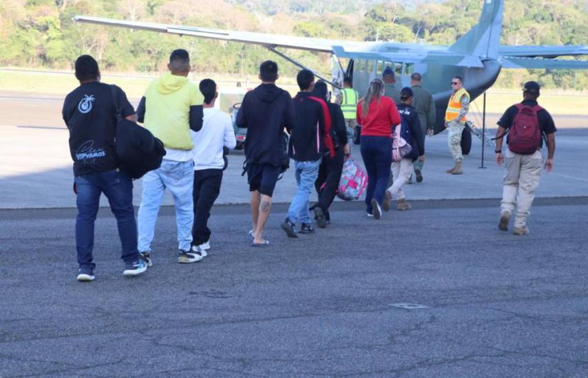 Más de 100 extranjeros expulsados y deportados en lo que va del año