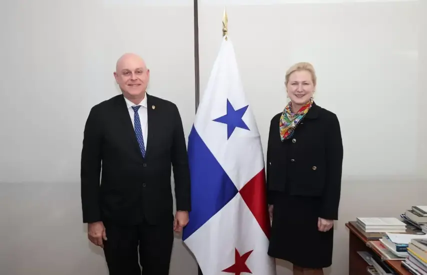 Panamá analiza estrategias para avanzar hacia una eventual membresía en la OCDE