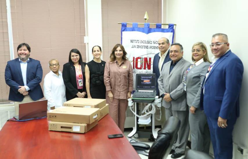 El ION recibe la donación de un ultrasonido portátil compacto para la Unidad Regional Oncológica del Hospital Anita Moreno
