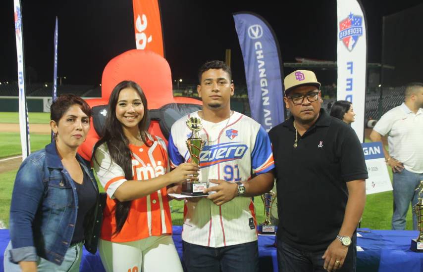 Premian a los más talentosos en el Nacional U23 de Béisbol