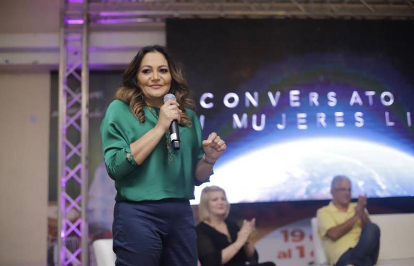 Yamy de Blandón, esposa de José Blandón, se postulará hoy como precandidata a diputada por el circuito 8-3