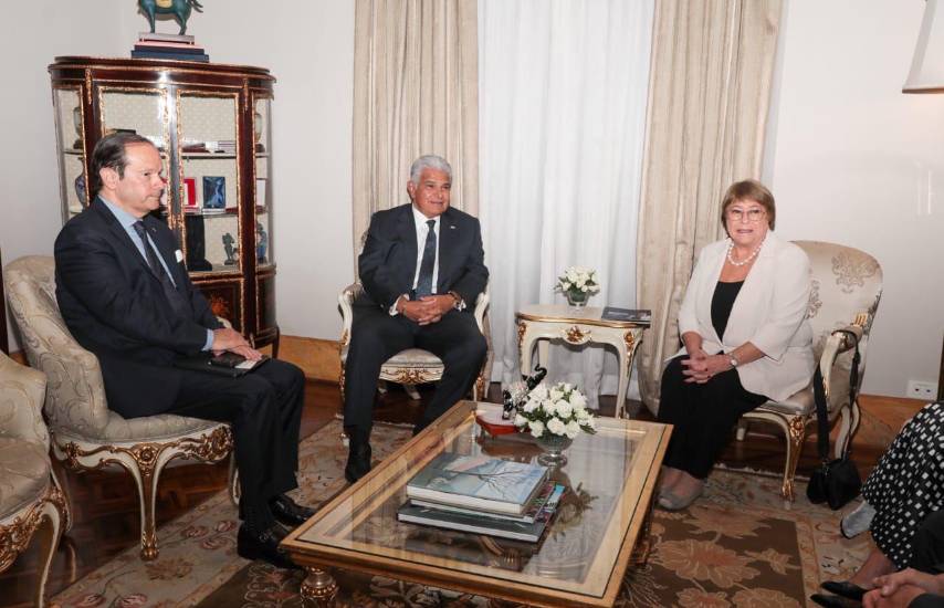 Mulino recibe a Michelle Bachelet, aspirante a la Secretaría General de la ONU