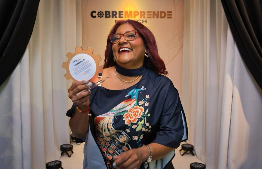 Cobre Panamá entrega B/.50,000 en capital semilla no reembolsable a 10 emprendedores