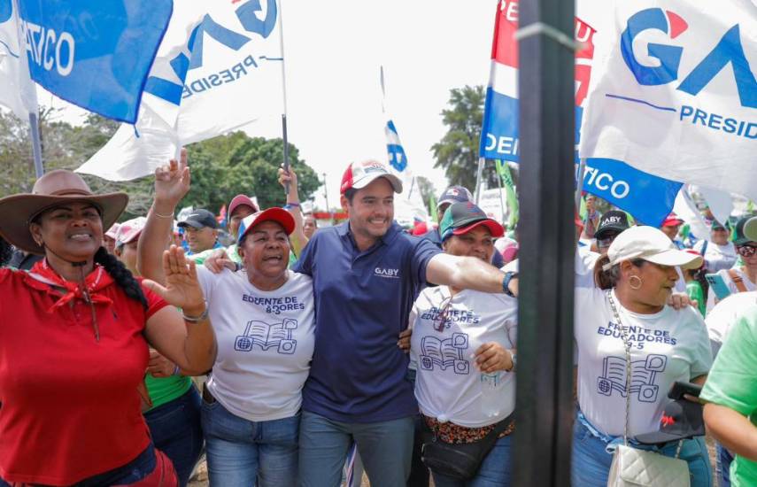 Carrizo anuncia que construirá el metro hasta La Cabima y un hospital de primer nivel en Panamá Norte