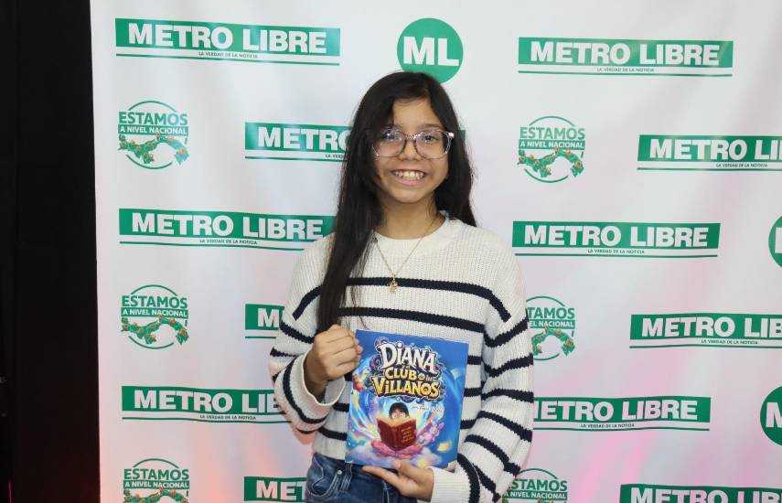 Diana Valdés debuta como escritora a los 12 años en la FIL