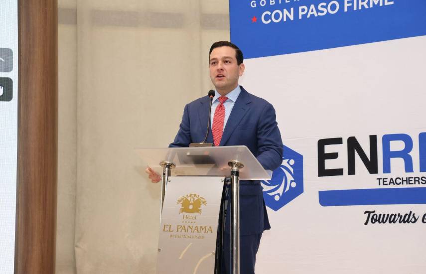 EE.UU. apoya la educación bilingüe