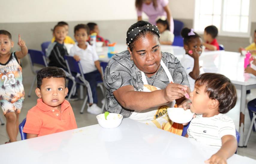 El 97 % de la niñez en centros de atención integral logra un estado nutricional óptimo