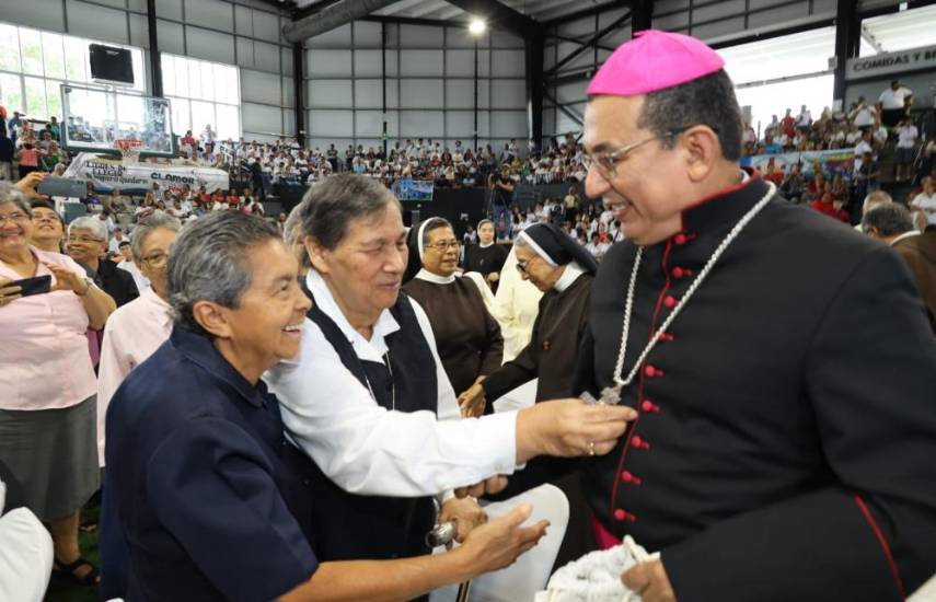 Luis Enrique Saldaña, consagrado como nuevo obispo de la Diócesis de David