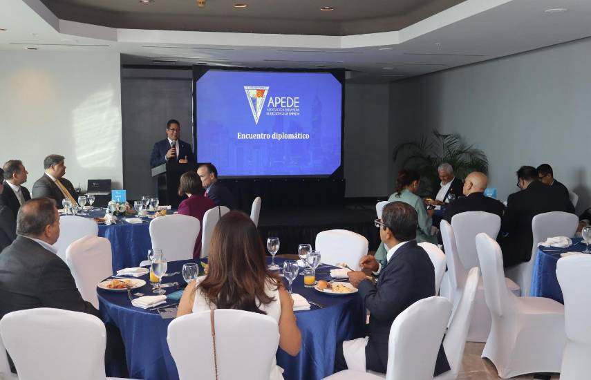 APEDE y el cuerpo diplomático unen esfuerzos para atraer inversiones y fortalecer el desarrollo regional