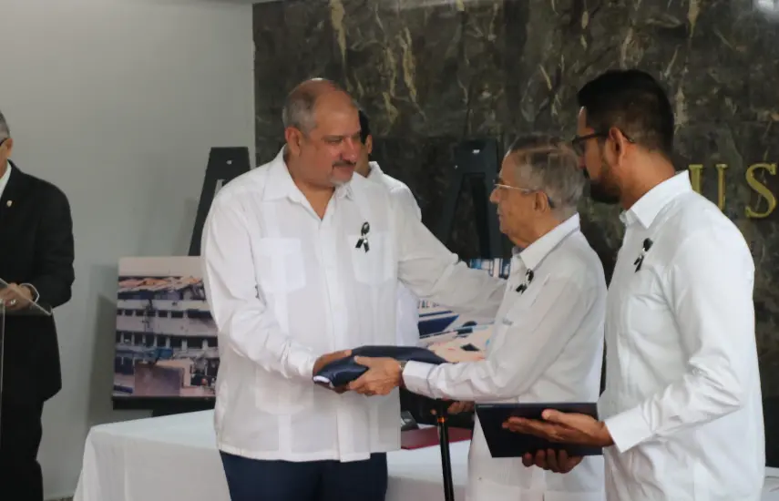 Asamblea rinde homenaje a las víctimas del 20 de diciembre