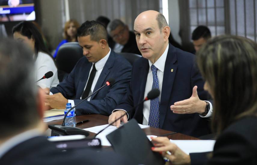 Ministro Chapman: Gobierno no presentará a corto plazo el 7% de ITBMS a servicios digitales