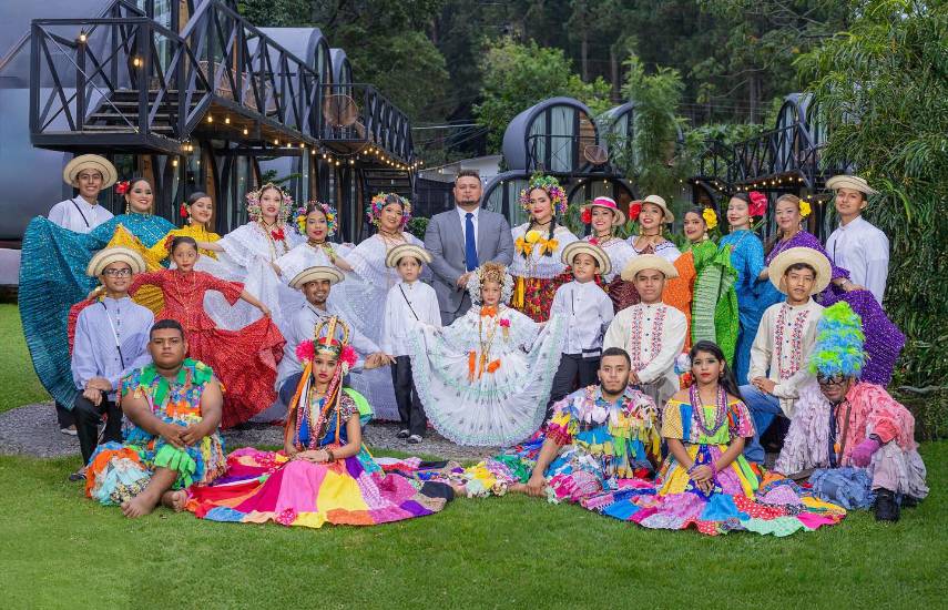 Carlos Del Cid promueve el folklore en Boquete