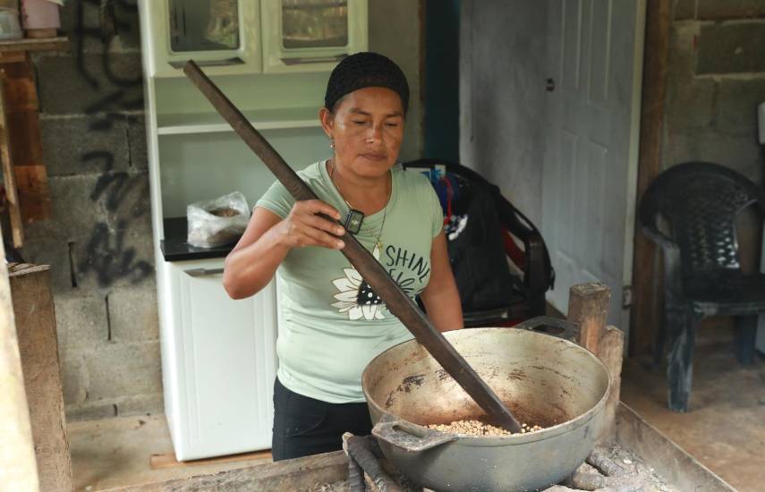 $!Nuevos mercados se rinden al café de paila producido por mujeres de Capira