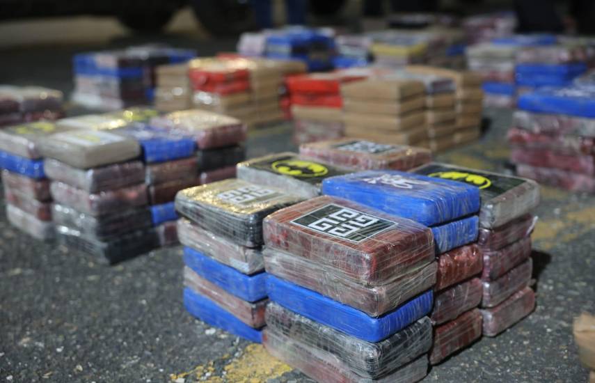 Incautan 1,777 paquetes de droga con destino al Reino Unido