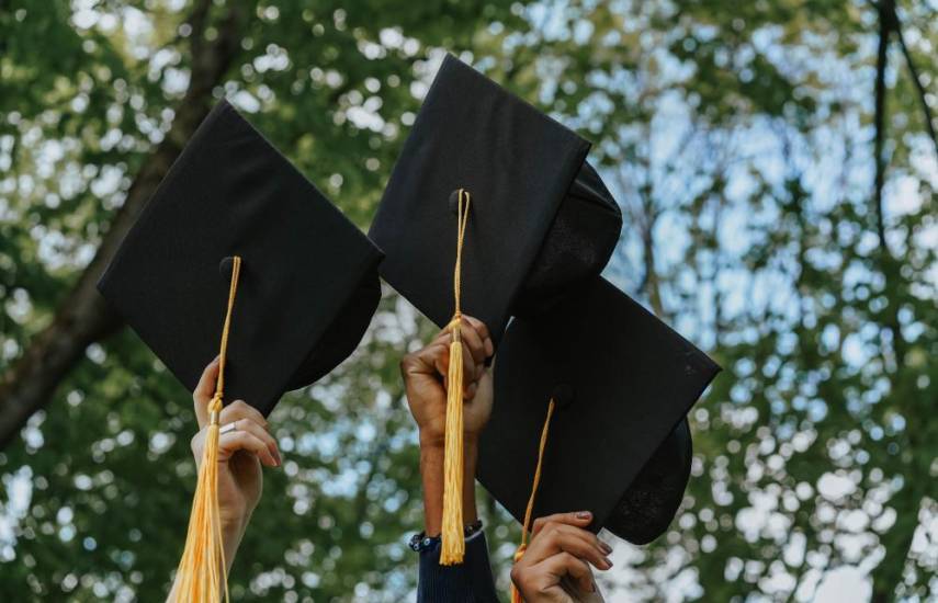 Clases terminaron en colegios privados: 10,760 se graduarán