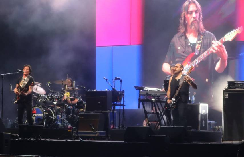Rock, nostalgia y clásicos de la banda mexicana Caifanes se apoderaron de Atlapa