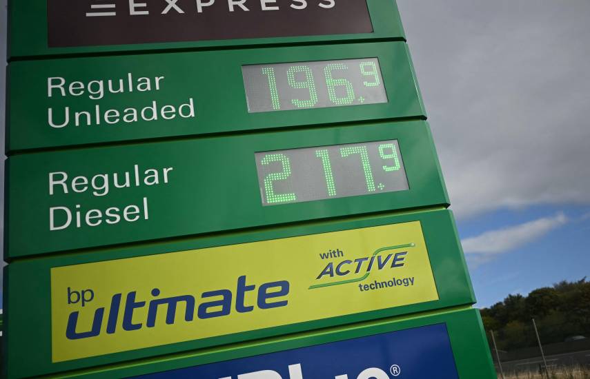 Presidente Paz anuncia eliminación total de la subvención al diésel en Bolivia