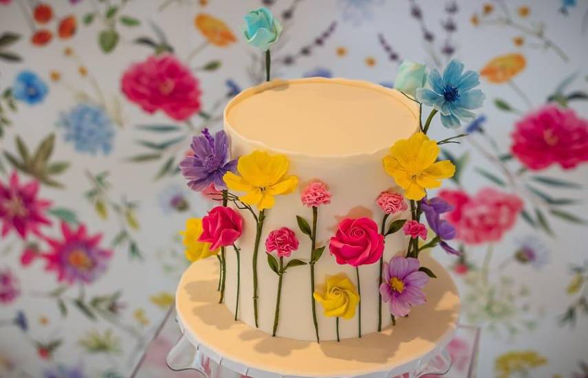 Rosapalo By Lulu, flores artesanales de porcelana para la decoración de pasteles