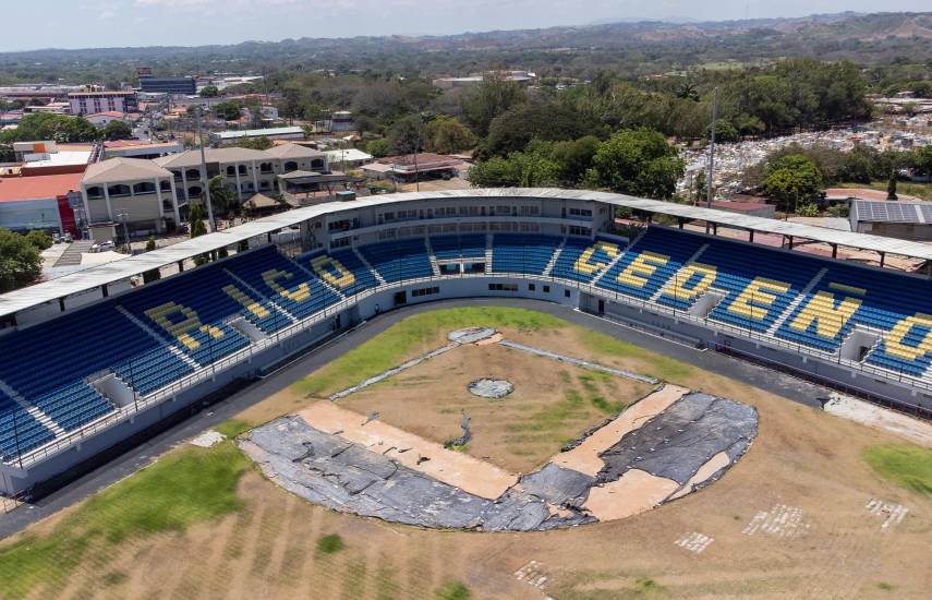 Pandeportes denuncia irregularidades en obras
