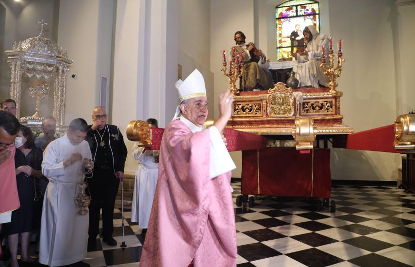 Bendicen las imágenes de la Última Cena