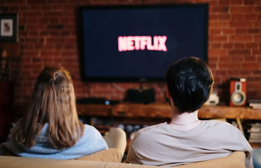 Netflix firma acuerdos para impulsar videos de formato corto en su plataforma