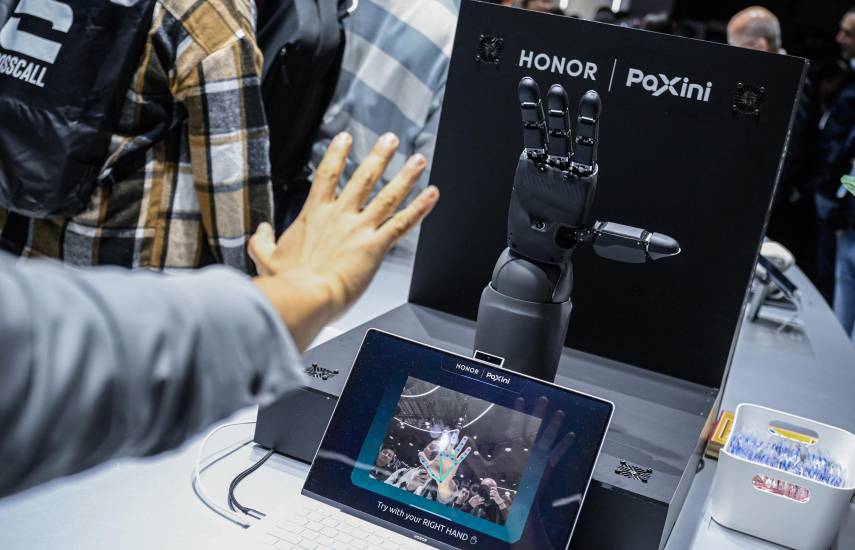 El Congreso Mundial del Móvil abre en Barcelona en pleno frenesí por la IA