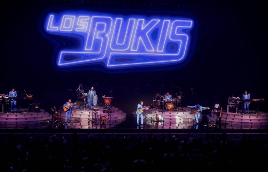 Los Bukis inauguran su residencia en Las Vegas con lleno total en el Dolby Live