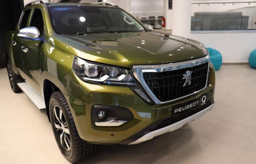 Peugeot inaugura moderna sucursal en Panamá de la mano de Grupo Q