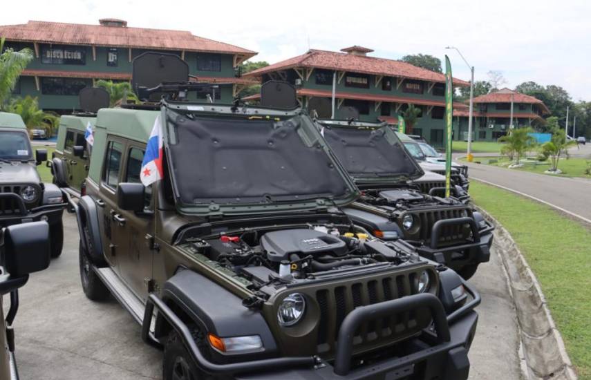 Estados Unidos dona a Panamá 63 Jeeps para operaciones en áreas de difícil acceso