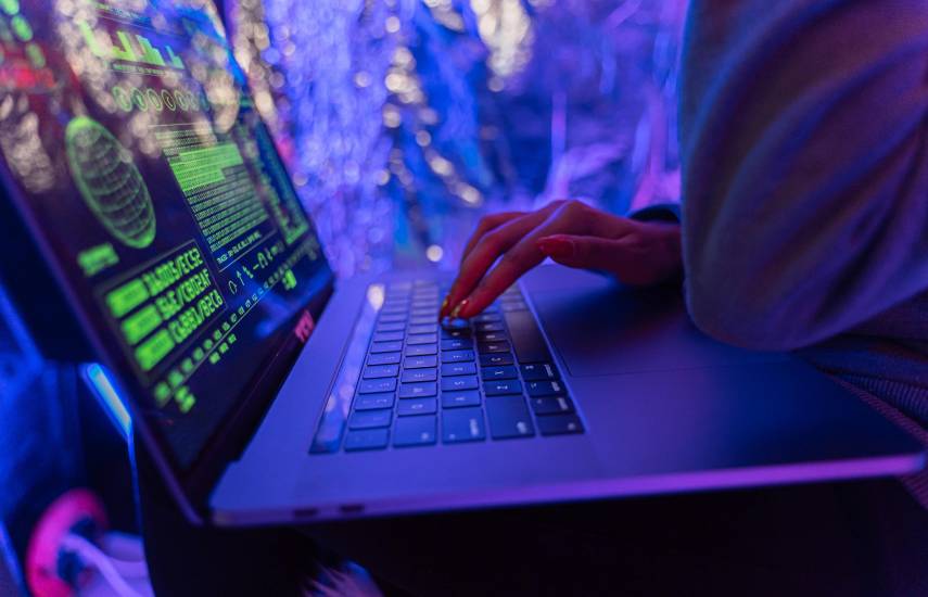 Ciberataque afecta sitios del gobierno y defensa de Dinamarca