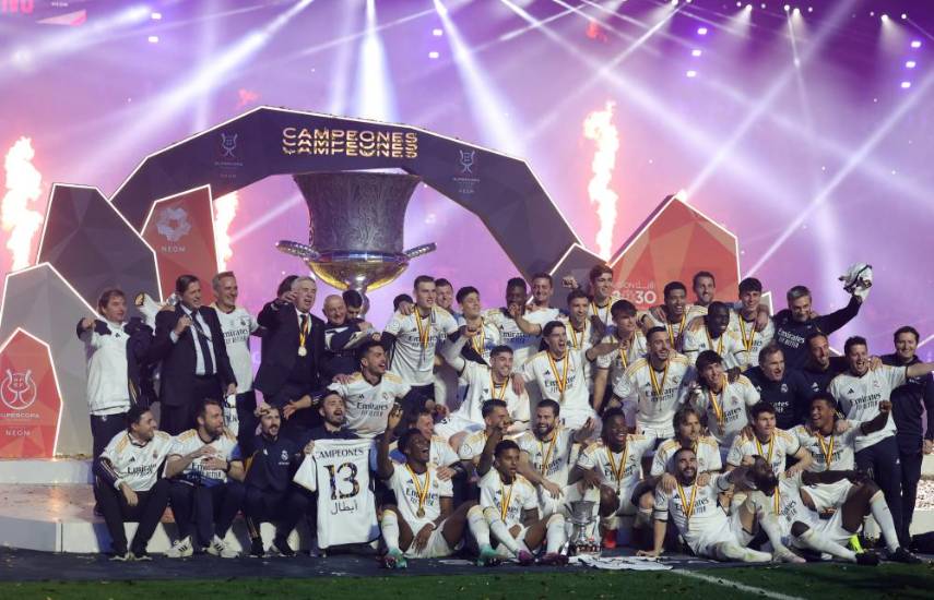 Vinicius aplasta al Barcelona y da la Supercopa de España al Real Madrid